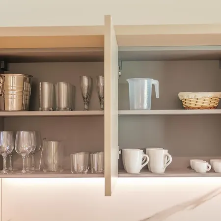 Callista Apartment